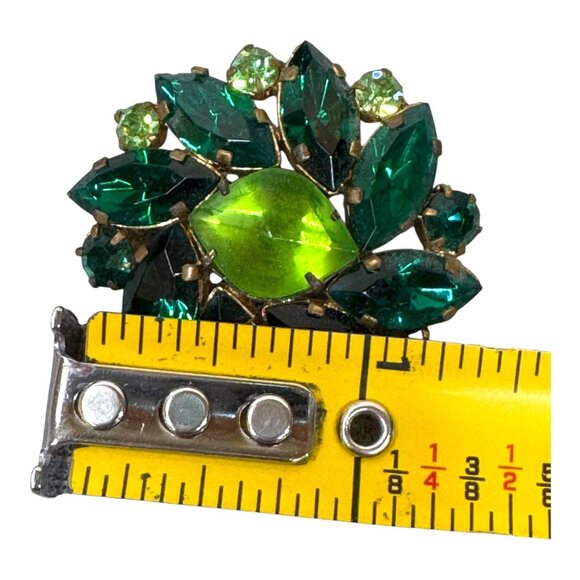 Vintage Austrian Crystal Emerald Green Rhinestone Leaf Cluster Brooch Statement - Picture 4 of 5